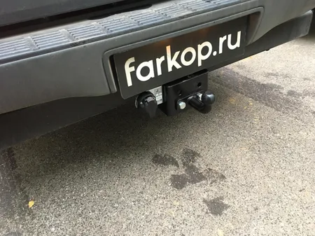Фаркоп Лидер Плюс для Toyota Hilux 2010-2015 T114-FC в Хабаровск