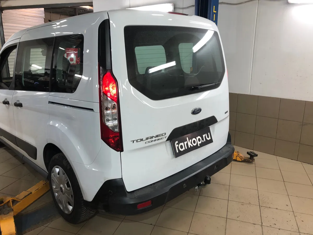 Фаркоп Galia для Ford Tourneo Connect 2014-2022 F129A в Хабаровск