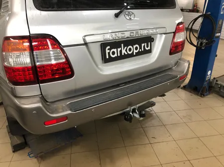 Фаркоп Galia для Toyota Land Cruiser J100 VX 1998-2008 T050A в Хабаровск