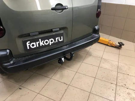 Фаркоп Oris для Peugeot Partner 2008-, (L1, L2) 2556-A в Хабаровск