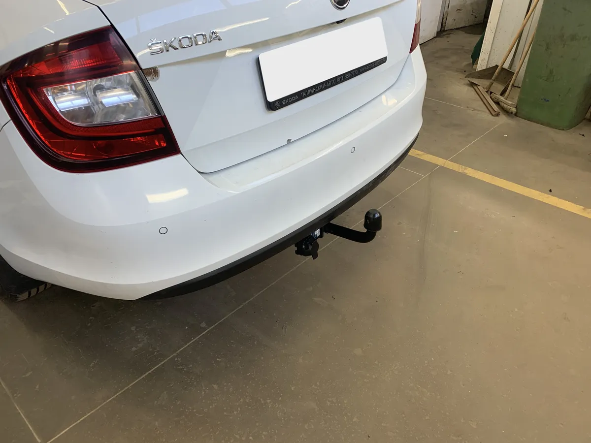 Фаркоп Berg для Skoda Rapid 2014-2020 F.5112.001 в Хабаровск