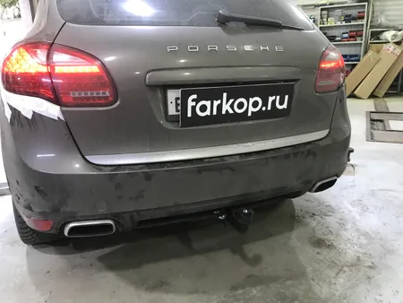 Фаркоп Berg для Porsche Cayenne 2010-2014 F.5813.001 в Хабаровск