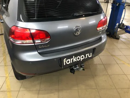 Фаркоп Galia для Volkswagen Golf 2008-2013 A038C в Хабаровск