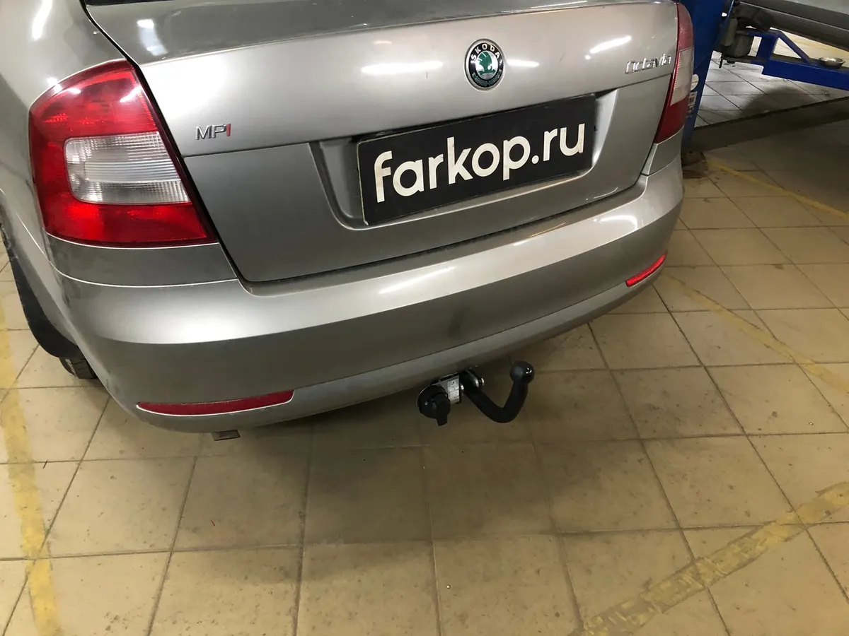Фаркоп Лидер Плюс для Skoda Octavia 2008-2013 (только лифтбек) S106-A в Хабаровск