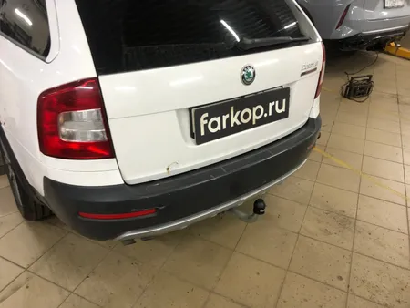 Фаркоп Galia для Skoda Octavia (лифтбек, универсал, вкл. Scout) 2005-2013 S086A в Хабаровск