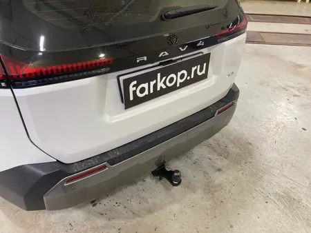 Фаркоп Berg для Toyota RAV4 2025- F.5717.002 в Хабаровск