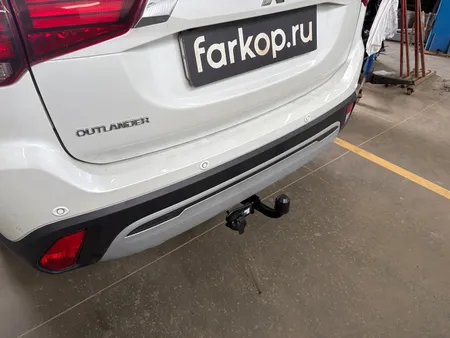 Фаркоп Berg для Mitsubishi Outlander 2012-2022 Арт. F.4013.001 F.4013.001 в Хабаровск