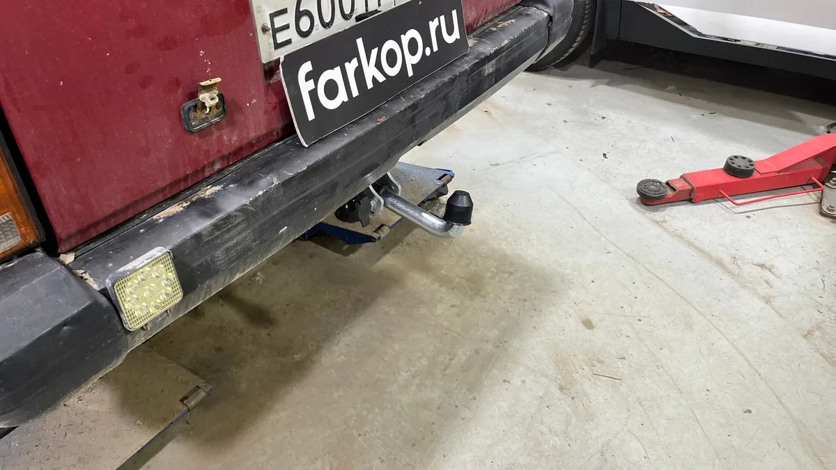 Фаркоп Galia для Jeep Cherokee 1997-2001 J005A в Хабаровск