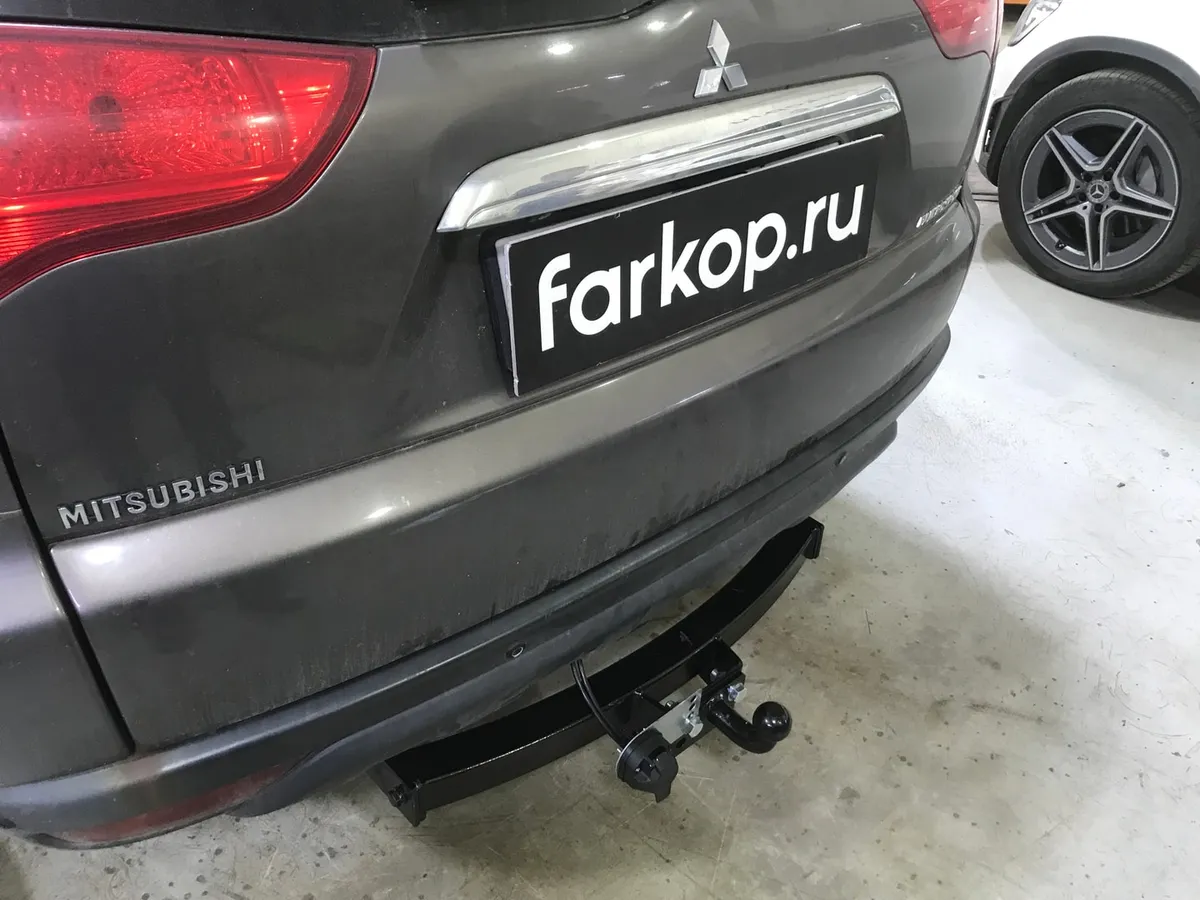 Фаркоп Лидер Плюс для Mitsubishi Pajero Sport 2008-2016 M115-FC в Хабаровск Фаркоп Лидер Плюс для Mitsubishi Pajero Sport 2008-2016 M115-FC в Хабаровск