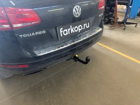 Фаркоп Berg для Volkswagen Touareg 2010-2018 F.5813.003 в Хабаровск