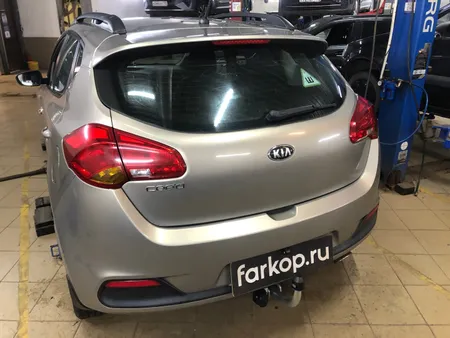 Фаркоп Galia для Kia Ceed (хетчбек) 2012-2018 H086A в Хабаровск