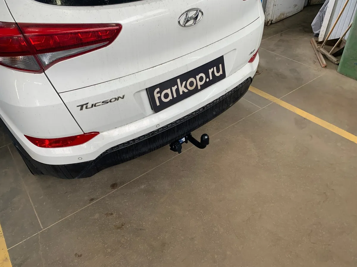 Фаркоп Berg для Hyundai Tucson 2015-2018 F.2811.001 в Хабаровск