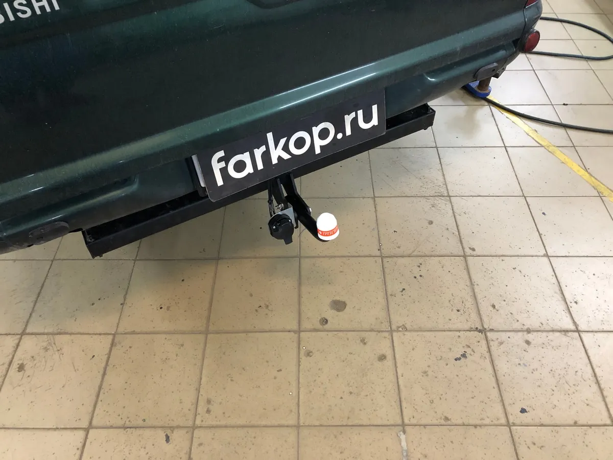 Фаркоп Трейлер для Mitsubishi L200 1996-2006 7115 в Хабаровск