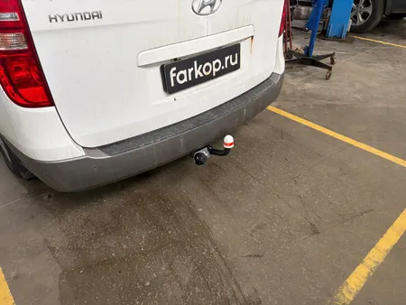 Фаркоп Трейлер для Hyundai H1 2008-2018  7270 в Хабаровск
